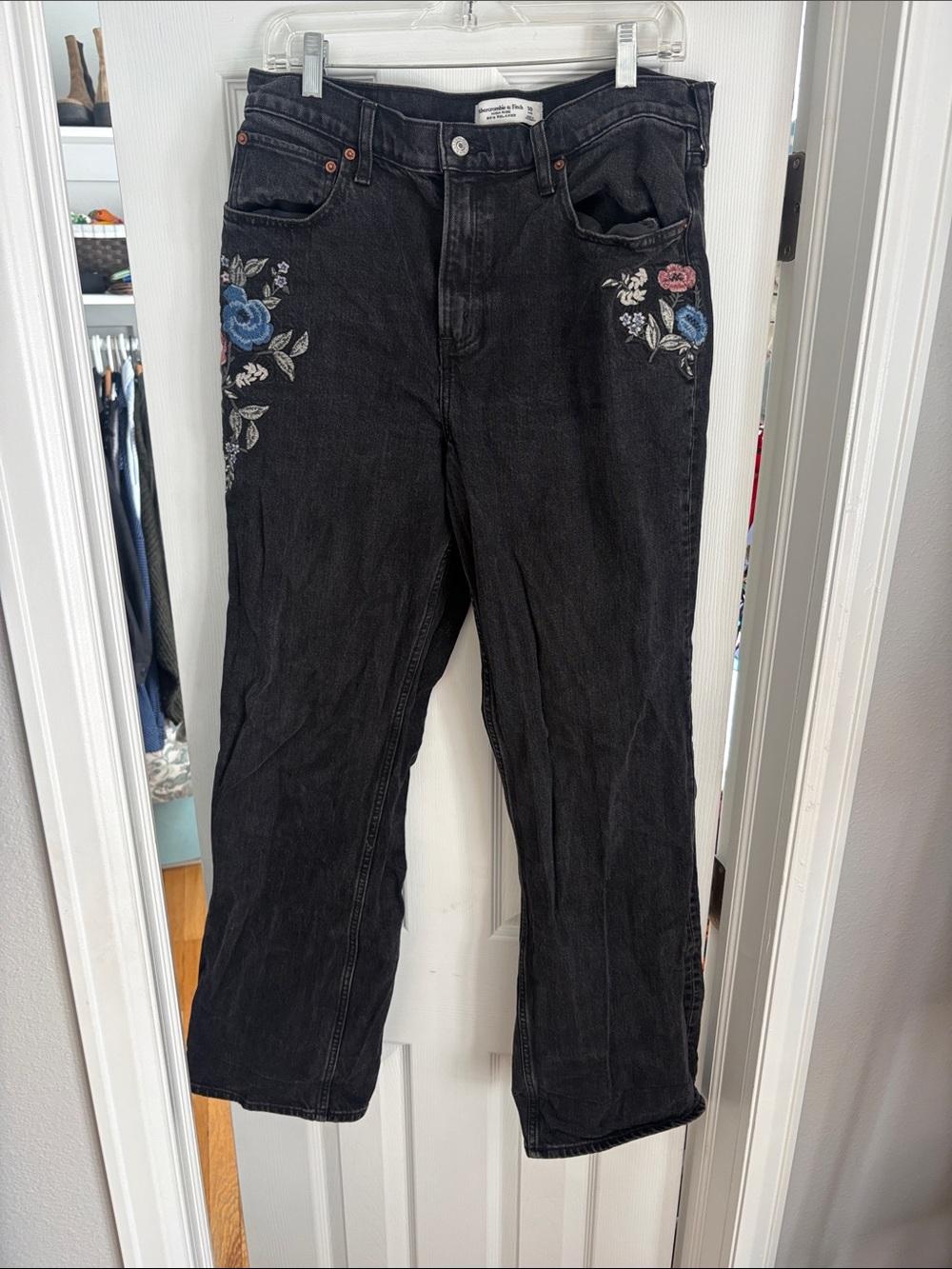 Abercrombie & Fitch High-Rise Relaxed Jeans - Charcoal